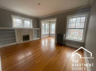 4501 N Troy St #2R, Chicago, IL 60625