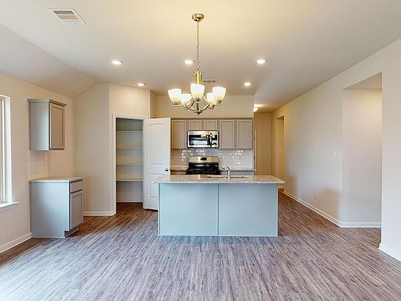 4th image of 75049 Crestview Hills Loop