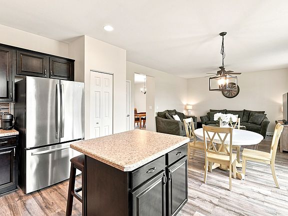 5th image of 503 Sutton St