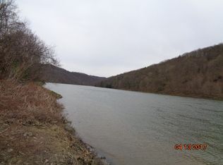 39 N Apple St, Rimersburg, PA 16248