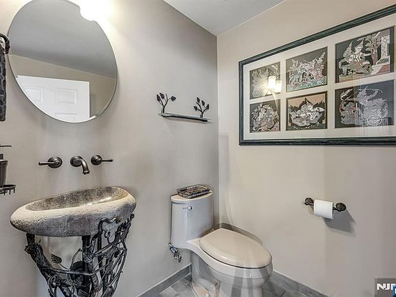 4th image of 100 Old Palisade Rd APT 3906