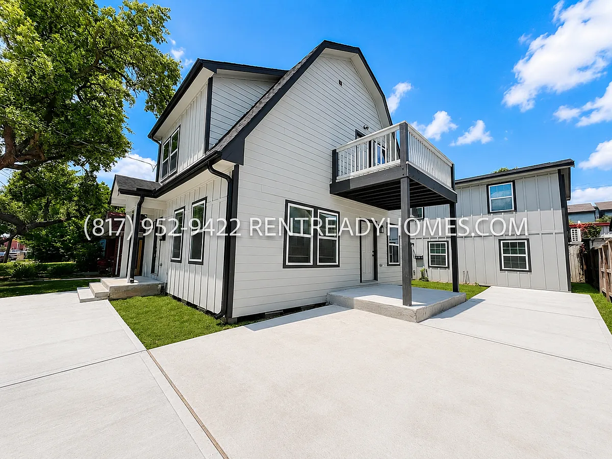 Building Photo - 4009 Lamar St