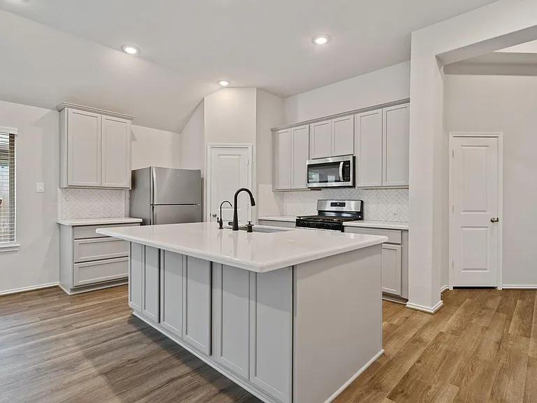 7484 Caprock Canyon Ln — Photo 6