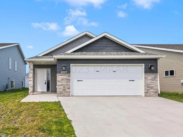 4545 18th St S, Moorhead, MN 56560