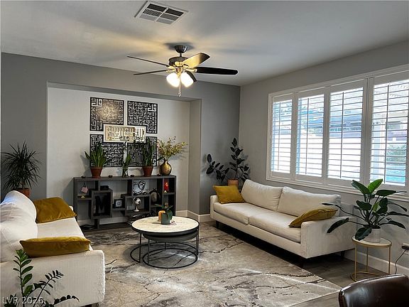5th image of 2385 Predera Ave