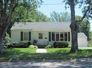 121 Washington St, Hudson, IA 50643