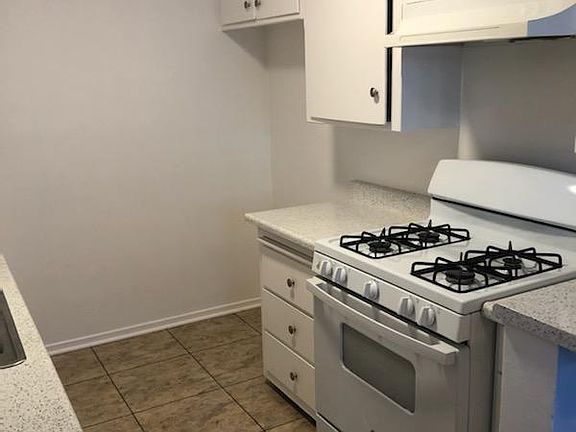 3rd image of 1006 S Osage Ave #3
