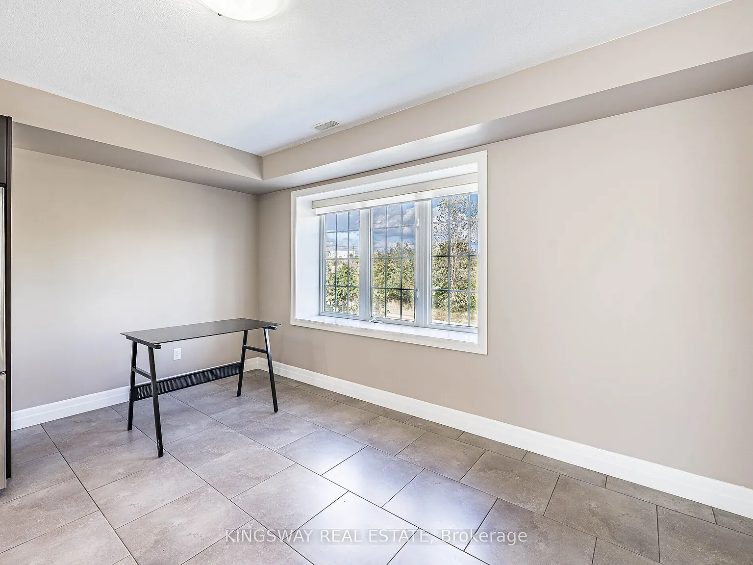 3 bed, $2,500 — Photo 4