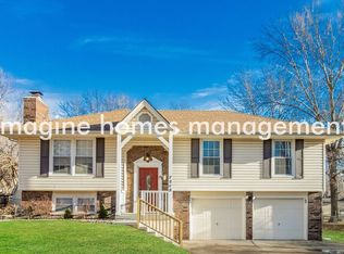 7318 NW 77th Ter, Kansas City, MO 64152