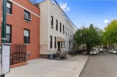 1934 Madison Street  image 1 of 9