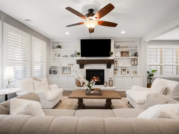 712 Llano Falls Dr, McKinney, TX 75071