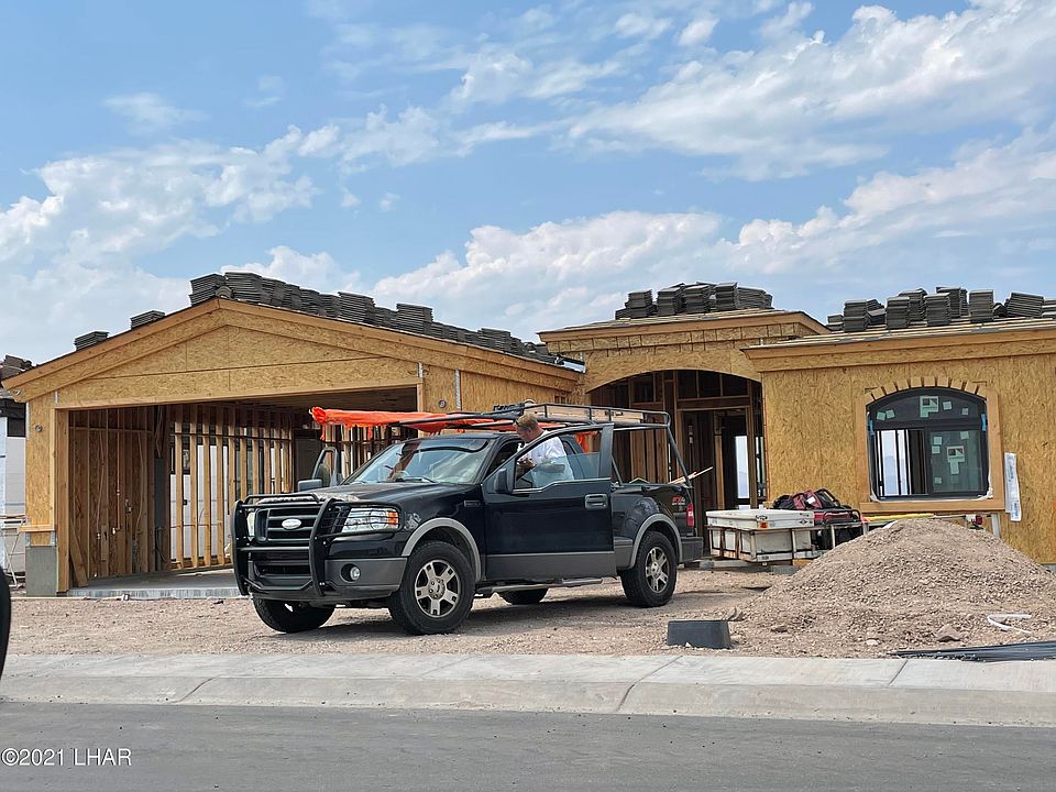 1st image of 7998 Avenida De Las Colinas