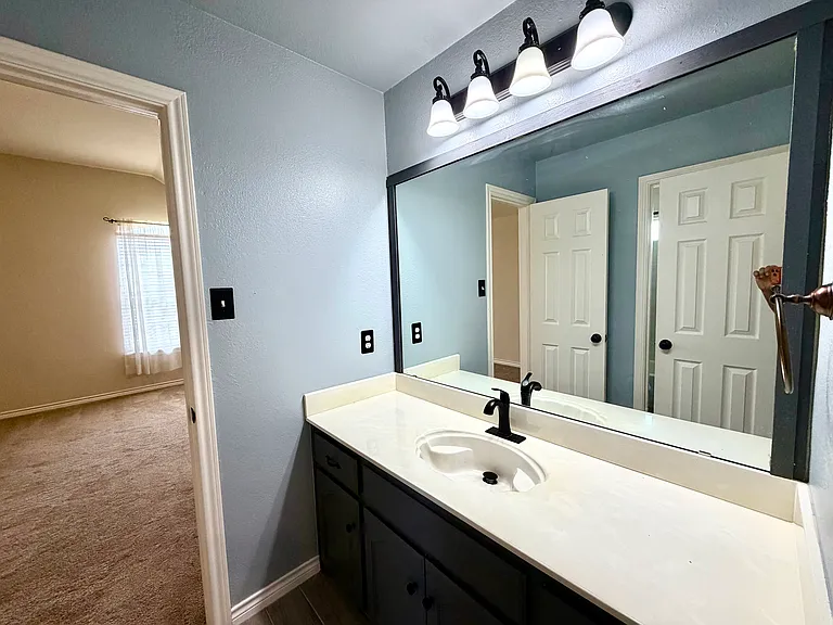 7204 Crane Dr — Photo 10