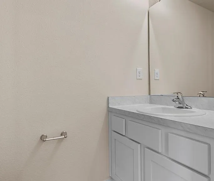 21 Temple Dr — Photo 20