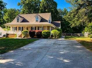 695 Old Castle Dr, Randleman, NC 27317