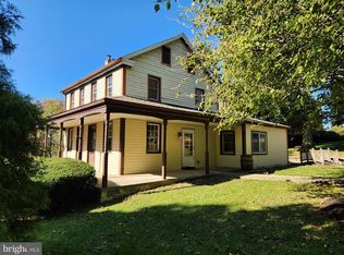 1394 N Strickler Rd, Manheim, PA 17545