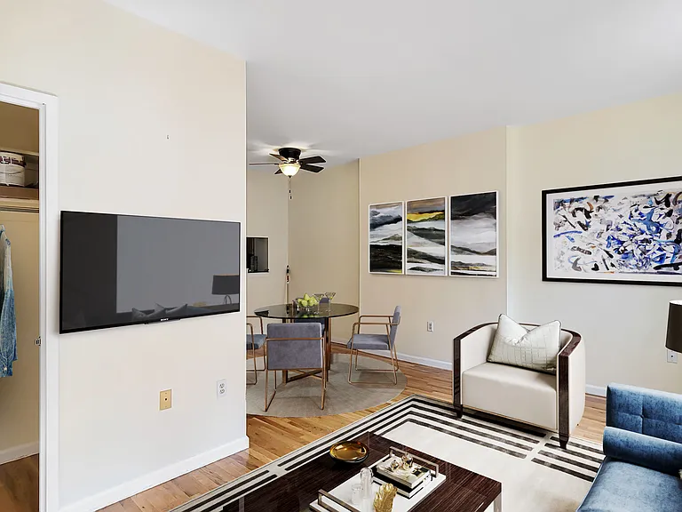 212 W 133rd St #1F — Photo 3