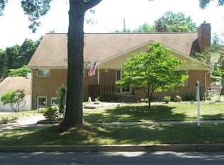 820 Saint Davids Rd, Williamsport, PA 17701