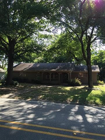 1st image of 407 N Jefferson St
