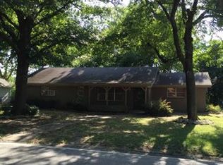 407 N Jefferson St, Kaufman, TX 75142