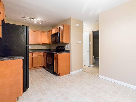 5th image of 1269 Clarkson Ct