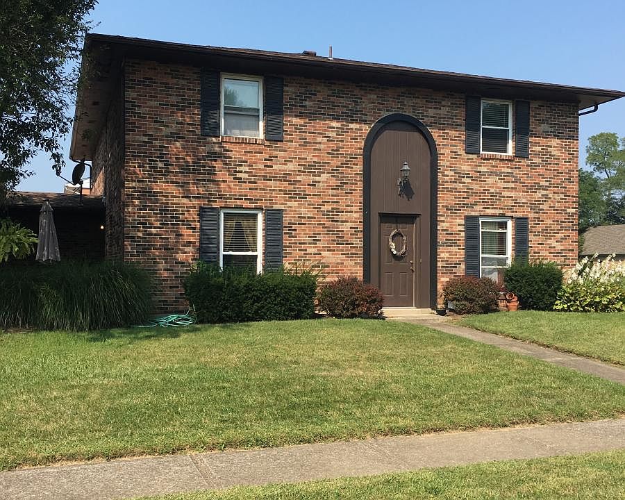 1st image of 2074 Hewitt Ave