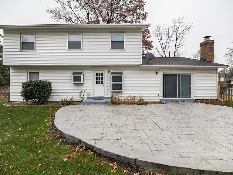 8904 Spur Rd — Photo 28