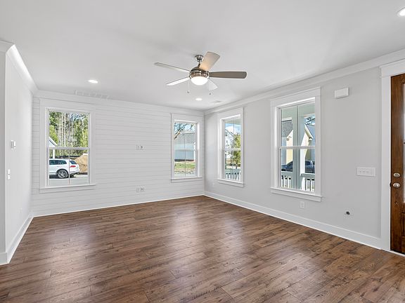5th image of 2099 Blue Bayou Blvd