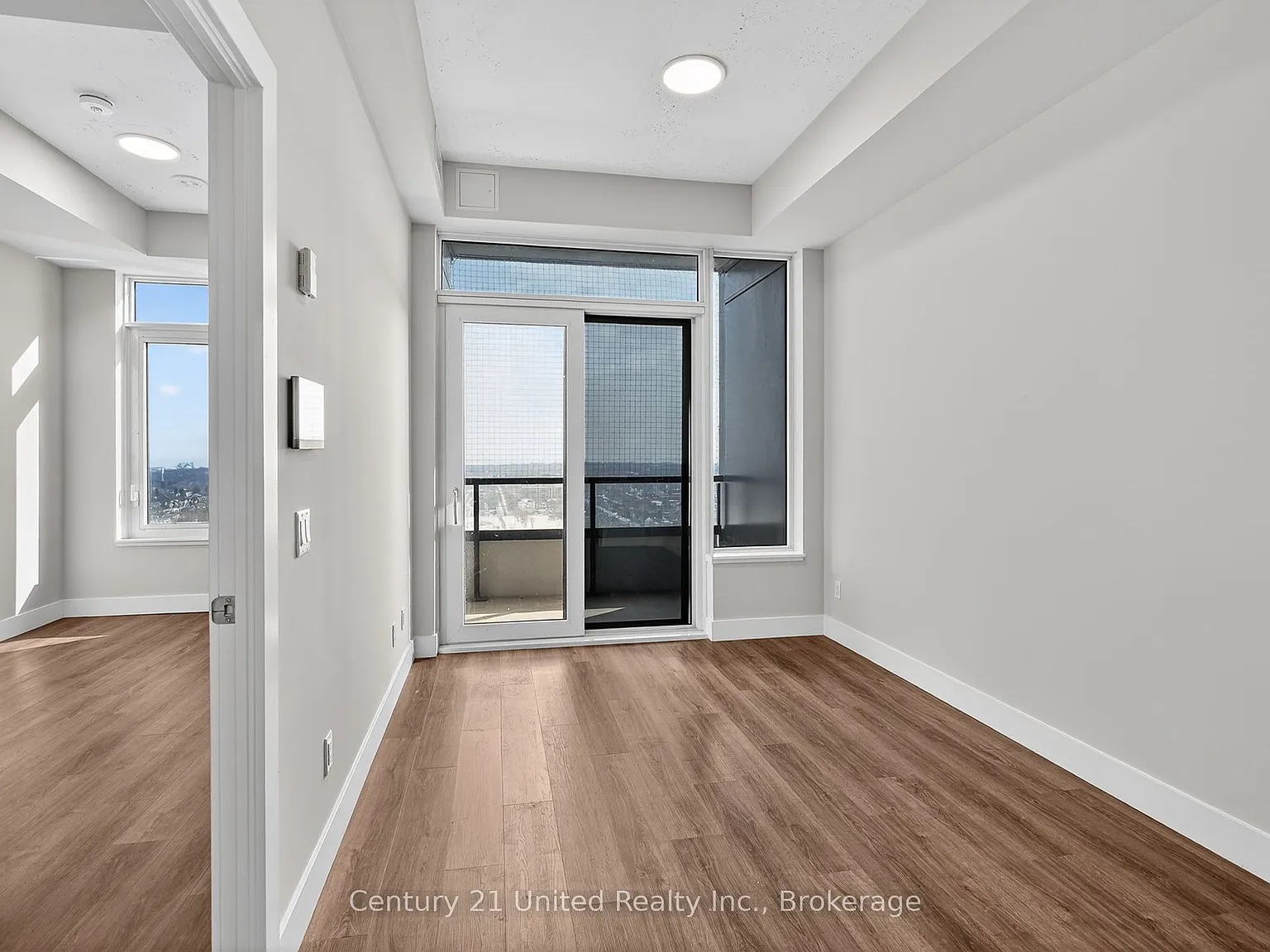 1 bed, $2,020 — Photo 3