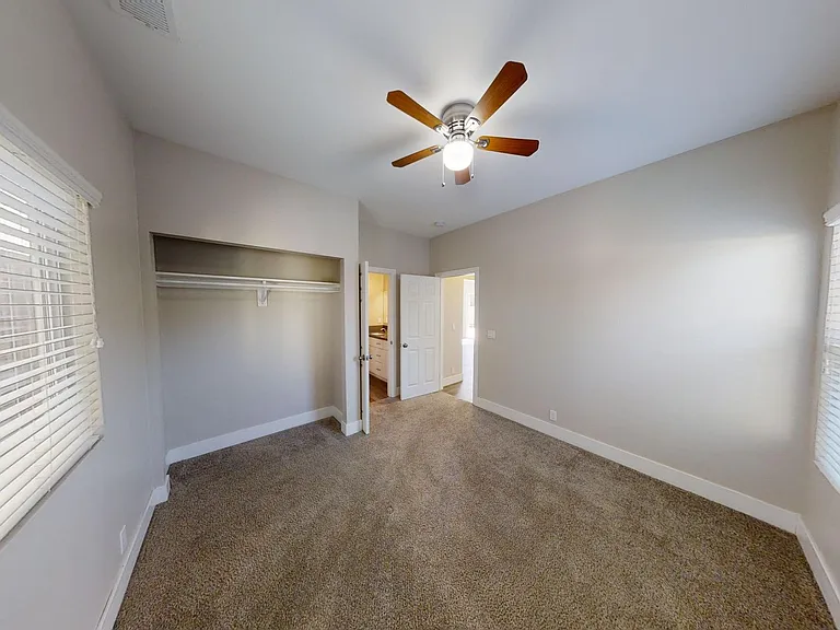 5640 Dorothy Way — Photo 12