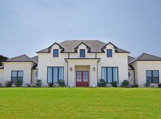 4000 Randolph Ln, Azle, TX 76020