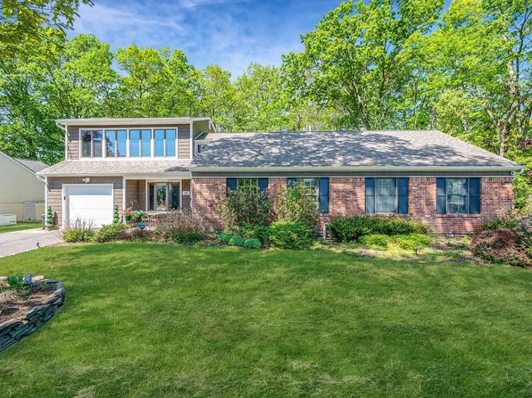 112 1st Avenue, Kings Park, NY 11754