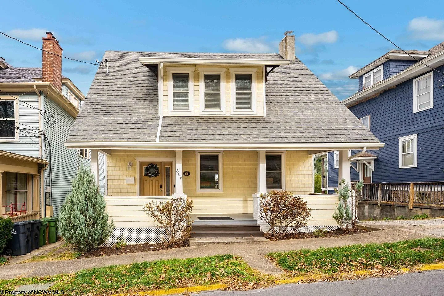 309 Maple Ave photo 1