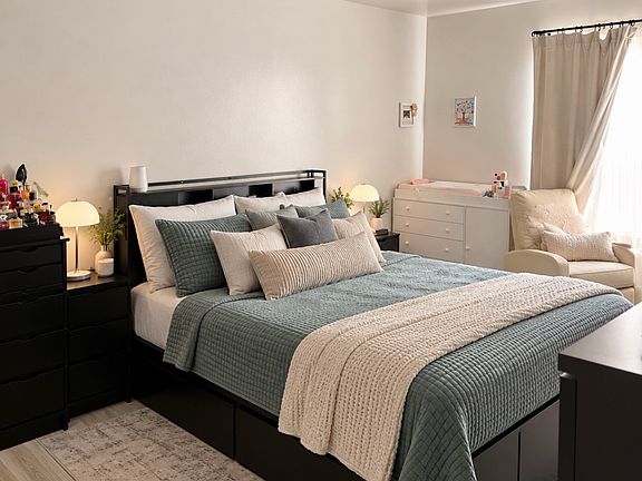 2nd image of 540 Cross St APT 3