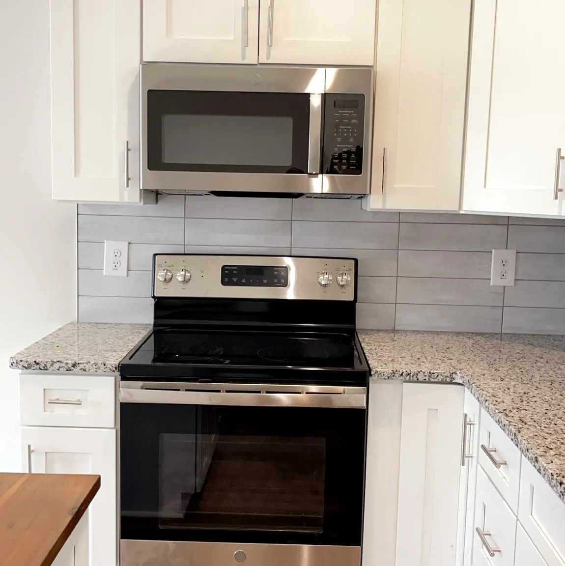 2 bed, 1000 sqft, $1,295 — Photo 3