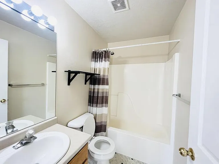 1418 W Salvia Pl #1 — Photo 21