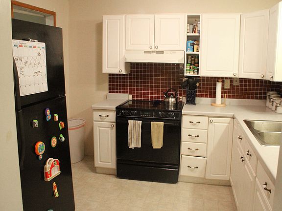 Kitchen (From Dining Room)