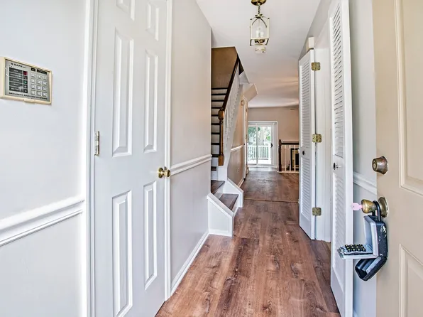 809 Stockbridge Dr, Hockessin, DE 19707