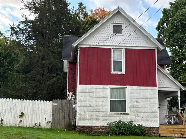 620 Utica St, Fulton, NY 13069