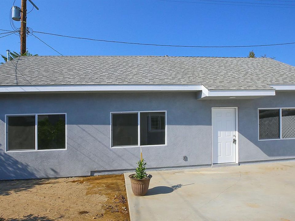 1st image of 11069 Tiara St