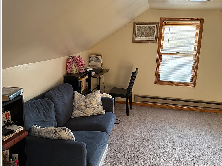 160 Woodside Ave NE #3 — Photo 6