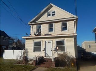 11 Grochowiak St, South River, NJ 08882