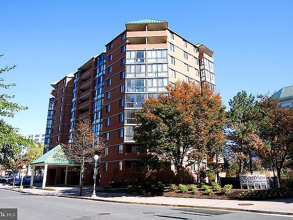 2nd image of 1001 N Randolph St APT 617