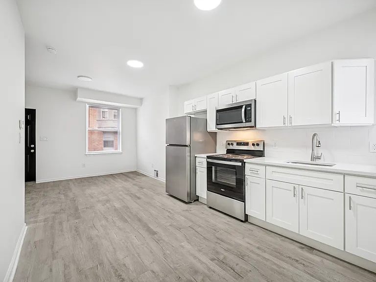2846 N Stillman St — Photo 16