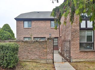 107 Burrows Hall Blvd #56, Toronto, ON