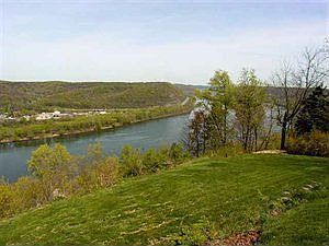 2nd image of 4005 Palisades Dr