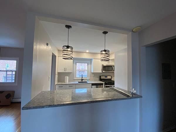 2nd image of 45 Wedgewood Dr #3