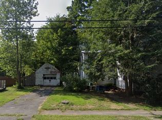 12 Lake St, Northampton, MA 01062