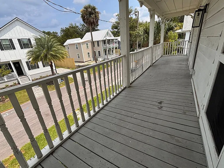 30 Sanford St — Photo 25