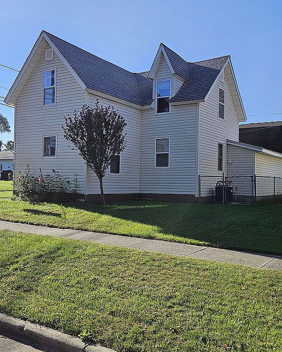 319 W 3rd St, Pinconning, MI 48650 Zillow